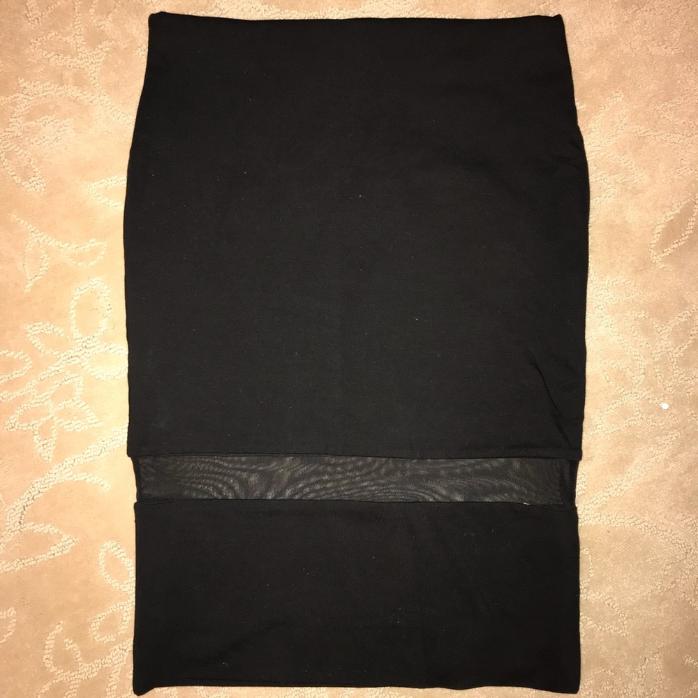 3/$50 🎉 Zara Black Mesh Midi Skirt 🕶